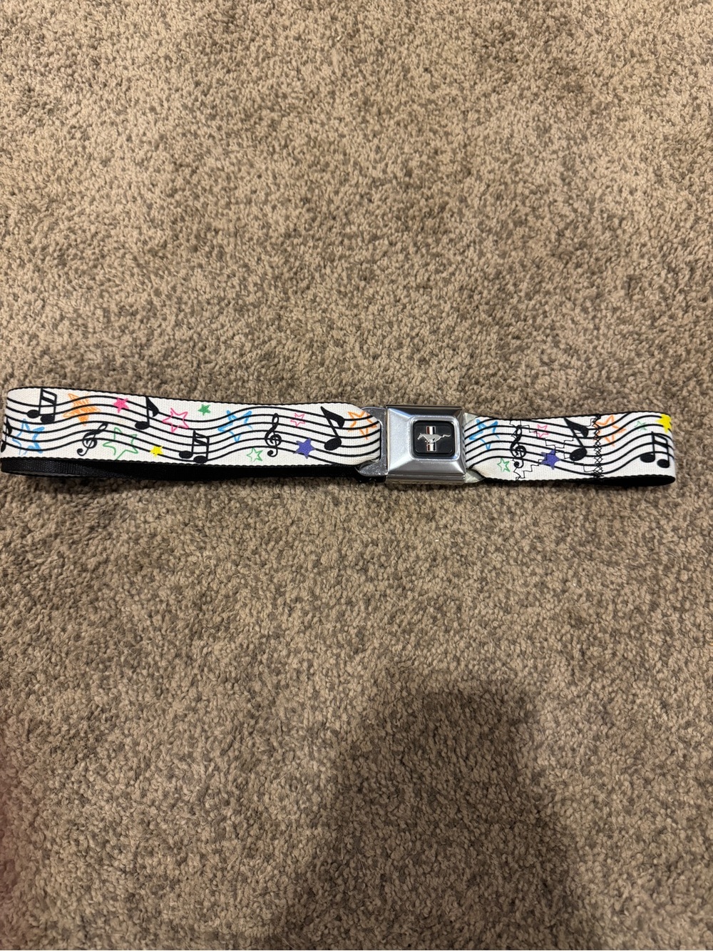 Buckle-Down White Music Staff Print Belt with Multicolor Notes